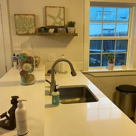 Beach Blanket Bungalow - A Wonderful Townhome Near The Beach Galveston Exterior foto